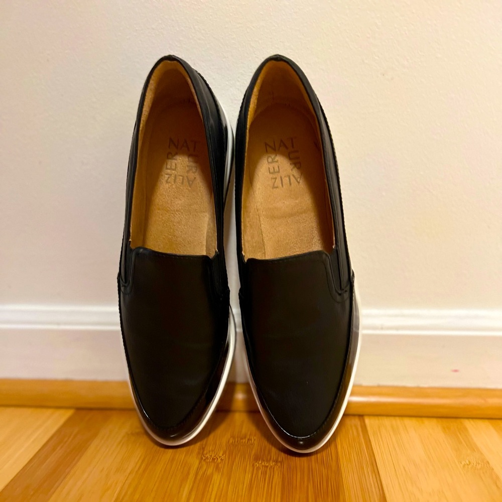 Naturalized Women’s Rome Loafer